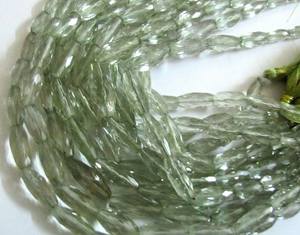 Amatista verde natural perforada larga 6x12mm a 8x20mm forma cilíndrica elegante fabricación de joyas hebra de cuentas 10 pulgadas - Product Image 4