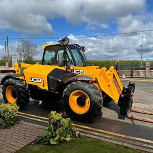 COMPRE UN MANIPULADOR TELESCÓPICO JCB 531-70 - Product Image 1