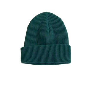 Gorro de gorro Jacquard hecho a medida 2025 para hombres y mujeres de alta calidad a prueba de viento cómodo estampado Digital logotipo personalizado hecho Pakistán - Product Image 1