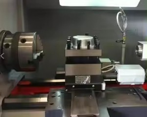 Sk 40P/Sk 50P Bochi/Baoji Merk Zuinige Metalen <span class=keywords><strong>Cnc</strong></span> Draaiende <span class=keywords><strong>Cnc</strong></span> Draaibank <span class=keywords><strong>Machine</strong></span> Te Koop - Product Image 4