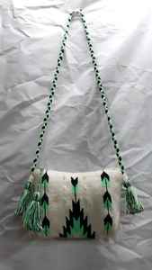 Bolsas hechas a mano de macramé de algodón hechas a medida disponibles en una amplia gama de diseños y patrones y también para fines de reventa. - Product Image 2