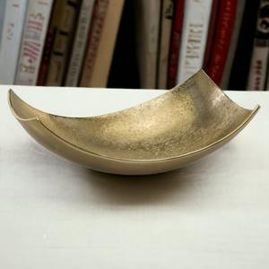 <b>Mixing</b> Salad <b>Bowls</b> <b>Set</b> Premium Material Metal Solid Serving <b>Bowls</b> Bulk Quantity Golden Brass Gifts <b>Bowls</b> - Product Image 4