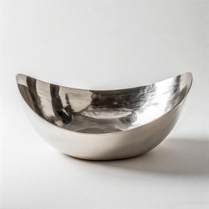 Bandeja Rectangular Ancha ElaraServe en Aluminio Fundido con Acabado Liso Marco Elegante y Construcción Duradera para Todos los Eventos - Product Image 4