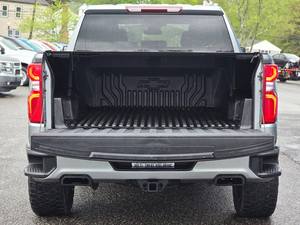 Chevrolet Silverado 1500 RST Usada, Año 2024 - Product Image 3