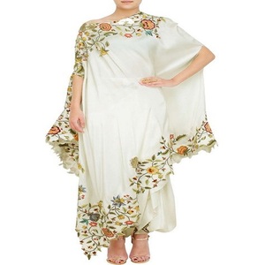 Hot Sell 2022 Vintage Style Abaya Kaftan Dresses in All Size Available For Abaya Muslim Wearing Uses Dress Low Prices - Product Image 1