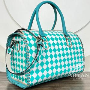 Bolso de Viaje Tipo Duffel de Cuero Premium Grande, Hecho a Mano, con Patrón a Cuadros Turquesa y Blanco, para Mujer - Product Image 1