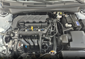 Ventas principales para Hyundai Elantra Smart usado 2025 listo para enviar - Product Image 5