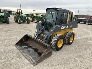 Minicargadores usados Johnn Deeree 324E Compare ruedas a la venta - Product Image 6