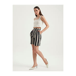 VIKON Women's <b>Wide</b> <b>Leg</b> <b>Shorts</b> with Desenli Zigzag Design Double Pocket 85% Viscose & 15% Polyamide - Product Image 2