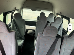 Toyota Hiace GL 2024 Usada en Excelentes Condiciones, Techo Alto, 2.5L Turbo Diésel, Volante a la Izquierda, Transmisión Manual - Product Image 6