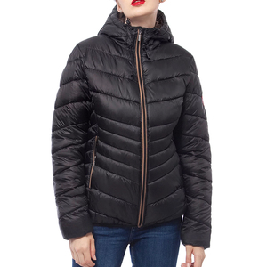 Top Quality Black Color Women Puffer Jacket Casual Design Breathable Fabric Warm Zipper Closure Winter Jacket for Outdoor Use - Product Image 1