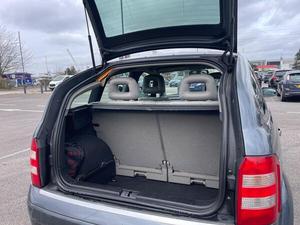 AUDI A2 2004 D'OCCASION CÔTÉ GAUCHE/CÔTÉ DROIT - Product Image 2