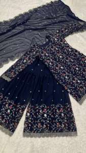 Costume hautement recommandé Salwar avec Dupatta assorti avec un travail manuel exquis et des variations de couleurs vives en vrac - Product Image 4