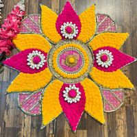 Support de bougie chauffe-plat Rangoli fait main, écologique, avec fleurs artificielles et décorations métalliques – Idéal pour les festivals indiens et les mariages en extérieur – En promotion ! Diwali