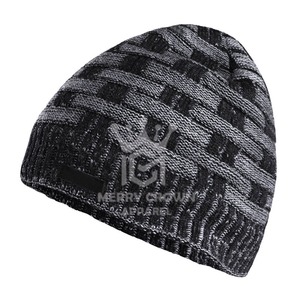 Venta caliente nueva moda invierno Plaid Beanie Cap precios baratos multiusos al aire libre desgaste polar jacquard gorros sombreros - Product Image 4