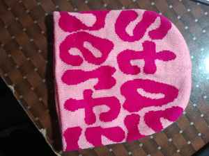 Gorros de Jacquard con logotipo personalizado con estilo Diseño de patrón intrincado Gorros de punto con bordado 3D Impresión digital de bajo precio - Product Image 4