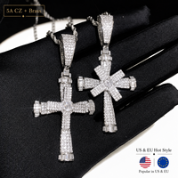 Drehbarer Kreuzanhänger Halskette aus Messing mit Zirkonia Mikro-Pavé Iced Out Hip-Hop Christlicher Schmuck für Herren Geringe Mindestbestellmenge