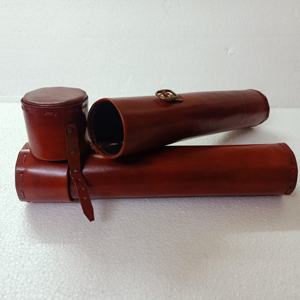 Tubos de desplazamiento de cuero vacíos hechos a medida disponibles en tamaños personalizados ideales para pergaminos y para almacenar documentos - Product Image 3