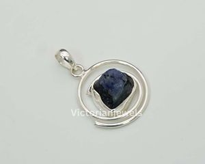 925 argent Sterling massif septembre pierre de naissance pendentif naturel rugueux bleu Iolite lunette réglage pendentifs à breloque - Product Image 1