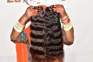 Extensiones de Cabello Humano Natural de Color Negro, Alineadas con la Cutícula, de Origen Vietnamita, Rizadas, de un Solo Donante, Precio al por Mayor - Product Image 4