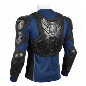 เสื้อป้องกันน้ำหนักเบา ออกแบบมาสำหรับการฝึกขี่และกีฬา พร้อมแผ่นรองกันกระแทกที่ยืดหยุ่น - Product Image 3