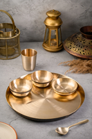 Ensemble de thali Kansa en laiton pur indien, vaisselle moderne écologique, compatible lave-vaisselle, faible MOQ, personnalisable, pour la maison et les fêtes