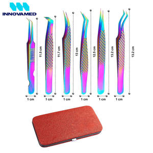 Ensemble de 6 pinces à épiler en acier inoxydable, pointes dentelées/lisse, antistatiques, durables, pour usage en salon, INNOVAMED - Product Image 3