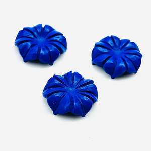 Cuentas Sueltas de Piedras Preciosas Talladas a Mano en Forma de Flor de Lapislázuli Natural de 17 mm - Product Image 4