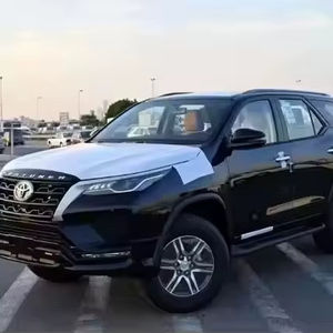 FORTUNER 2025 GXR+ USADO, 2.7L Gasolina, 4x4, 7 Plazas, Automático, con Asientos de Cuero, Volante a la Izquierda - Product Image 1