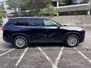 Toyota Grand Highlander Híbrido XLE AWD Automático 2024 a Precio Económico - Product Image 3