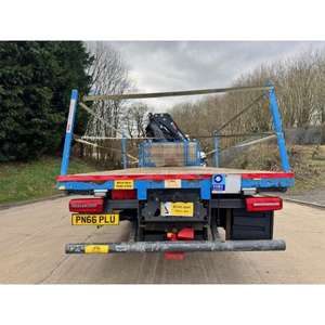 Camión con Grúa DAF CF 460 Euro 6, Vehículo de Alta Eficiencia para Elevación de Carga Pesada - Product Image 3