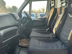 ใช้ LHD/RHD 2021 IVEC0คลาส S รายวัน - Product Image 3