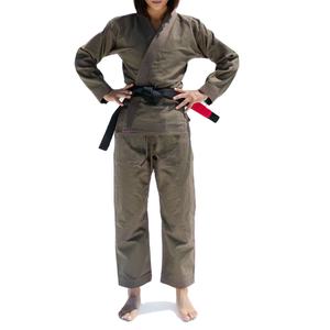 Uniformes de Jiu Jitsu Gi para mujer, superventas, a la moda y duraderos, perfectos para entrenamiento de artes marciales informal y formal - Product Image 1