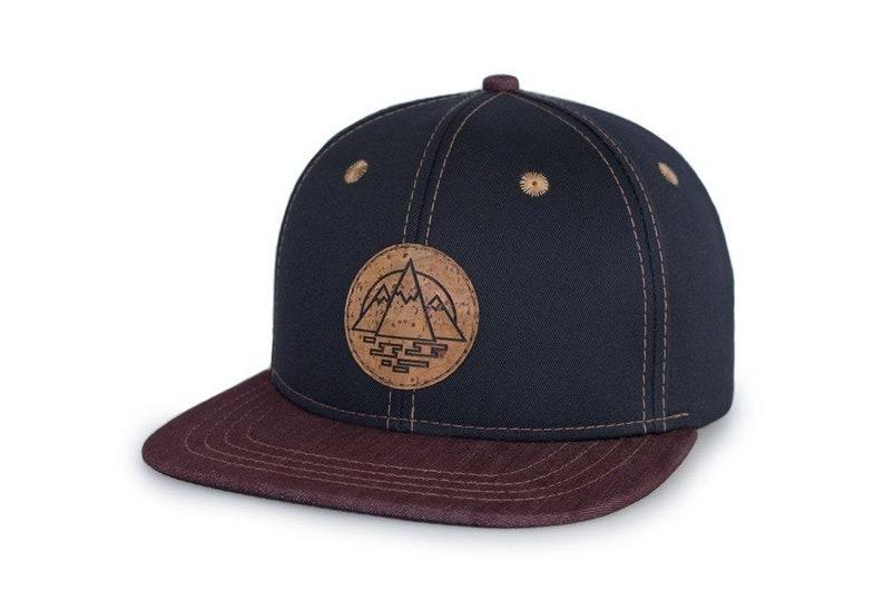 สีน้ำตาลแดง/น้ำเงิน