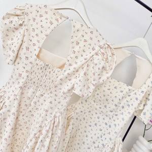 ชุดเดรสมินิเดรสแขนพองคอเหลี่ยมพิมพ์ลายดอกไม้หวานสำหรับผู้หญิงสวมใส่ในฤดูร้อน - Product Image 3