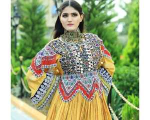 Robe afghane de style pashtun frais avec une touche tribale, robe afghane kuchi nomade, design régional - Product Image 5