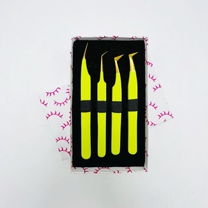 Pince à épiler d'extension de cils à prise en diamant en acier inoxydable de marque privée cils à pointe de Volume en acier durable enduits de poudre vert citron - Product Image 1