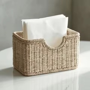 Boîte à mouchoirs en rotin naturel décorative avec un design tissé élégant, parfaite pour une salle de bain ou un comptoir de coiffeuse - Product Image 5