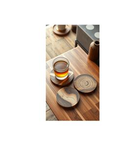 Sous-verre en bois, finition lisse, base pour boissons en bois, présentation élégante, détail d'accueil - Product Image 5