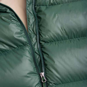 Veste matelassée pour homme de qualité supérieure, rembourrage en coton respirant, fermeture éclair en polyester, veste matelassée à vendre - Product Image 2