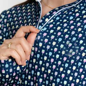 เสื้อพิคเกิลบอลสำหรับผู้หญิงมีโลโก้-ตัวดูดซับความชื้นสวมใส่สบายและเหมาะสำหรับทีมกีฬาและการฝึก - Product Image 6