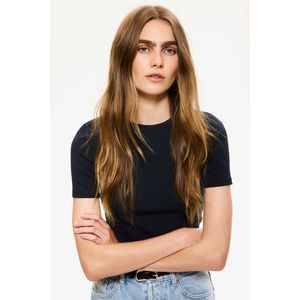 เสื้อยืดสำหรับผู้หญิงคุณภาพสูงเสื้อผ้าลำลองแฟชั่นสไตล์สั้นทันสมัยผ้าพรีเมี่ยมขายส่งจากบังคลาเทศ - Product Image 2