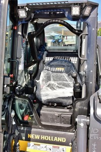 Minicargadora C337 2024 con excelente tipo de oruga con componentes centrales Motor Bomba de cojinete de motor PLC Muy buena oferta - Product Image 3