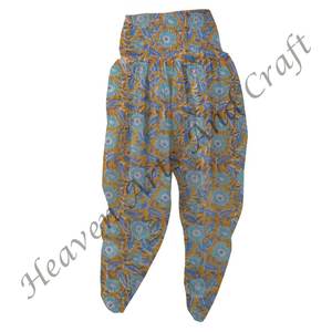 Pyjama en coton imprimé floral à la main pantalon Patiala Boho Chic pantalon Patiala imprimé confort pour les femmes à porter au quotidien - Product Image 4