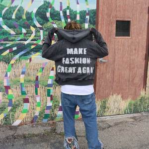 Haute demande Top qualité hommes en détresse broderie sweats à capuche bas quantité minimale de commande pas cher prix hommes en détresse broderie sweats à capuche à vendre - Product Image 6