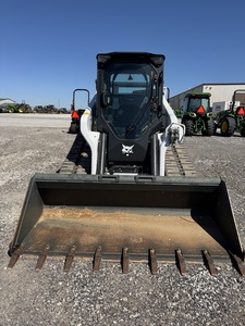 Cargadora sobre orugas Bobcat T86 con accesorio Mulcher, carga nominal de 40 toneladas, condición usada para máquinas de construcción - Product Image 5