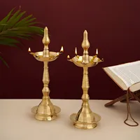 Lampe à huile décorative de style bol, en laiton plaqué argent, de type Kashi Deep Kerala Samai, pour usage domestique et temple, de la marque Imperial Bulk Traditional.