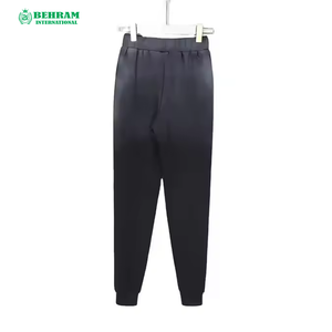 Conjunto Deportivo con Capucha Negra, Pantalones Jogger Casuales con Pedrería, Cordón Ajustable y Bolsillos Laterales, Ropa de Otoño - Product Image 5