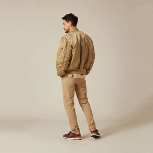 Blouson aviateur d'hiver pour hommes personnalisé en gros de haute qualité long col montant zippé style fin avec revêtement de traitement OEM - Product Image 2