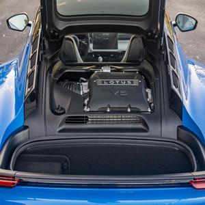 ¡Oferta Imperdible! Lexus Emira V6 First Edition 2024 Súper Limpio, Manual de 6 Velocidades, 400 HP, V6 Supercargado, Coupé de Lujo Azul Seneca - Product Image 6